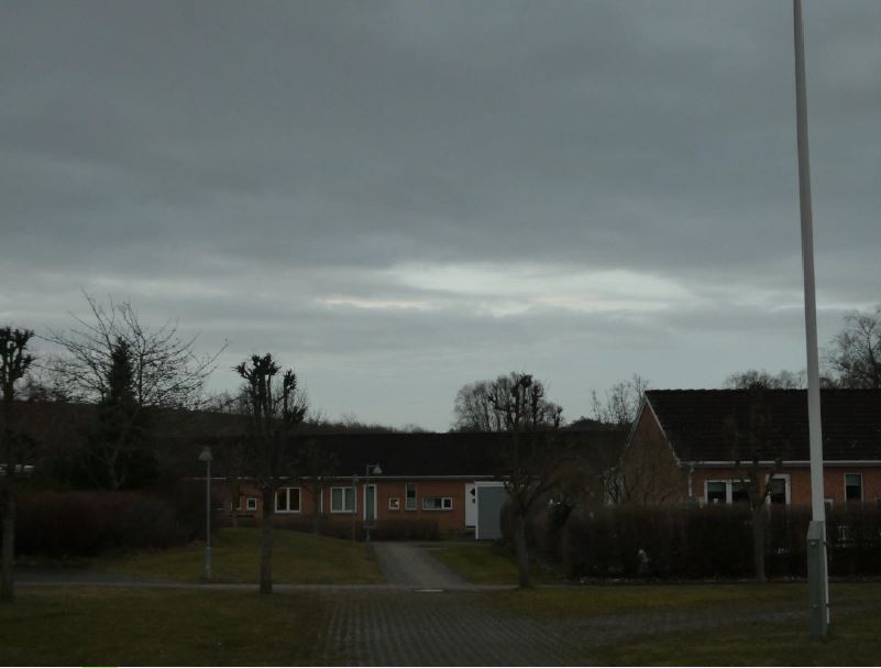 Foto 5 Før viser sigtelinje uden visualisering af telemast set fra sti vest for Kildebakken i Græse Bakkeby